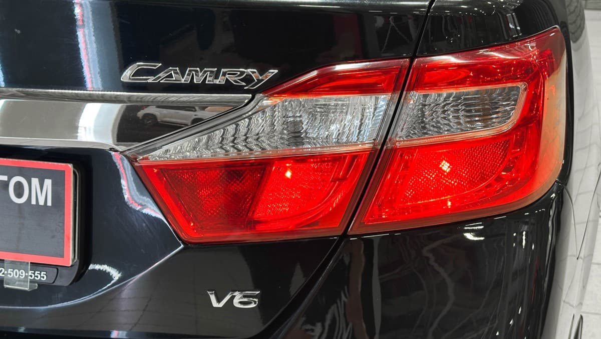 Toyota Camry - фото 8
