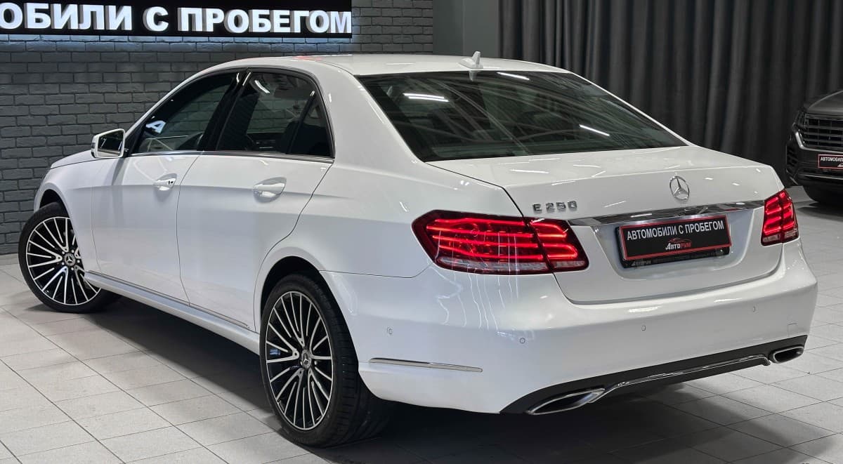 Mercedes-Benz E250 - фото 9