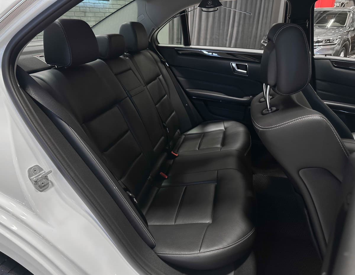 Mercedes-Benz E250 - фото 14