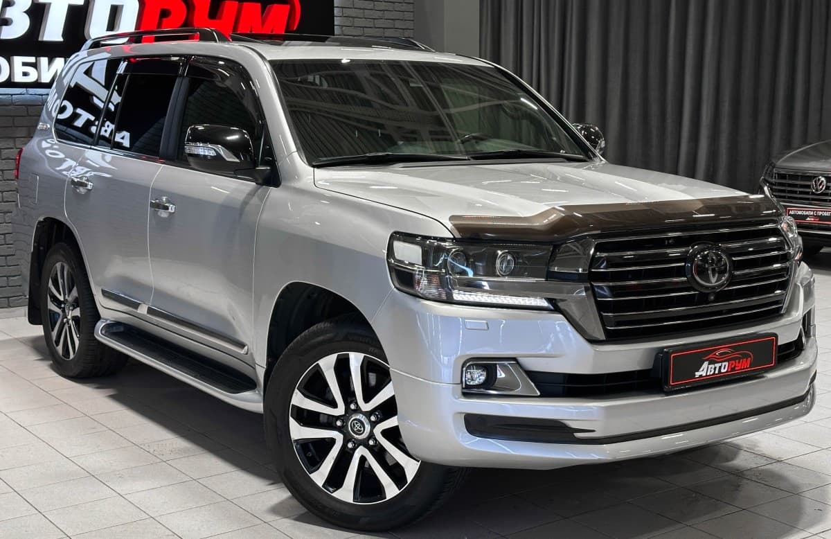 Toyota Land Cruiser 200 - фото 6