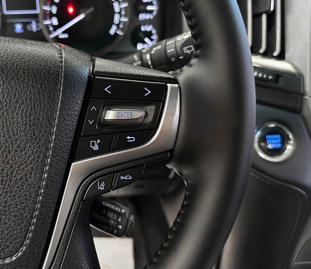 Toyota Land Cruiser 200 - фото 26