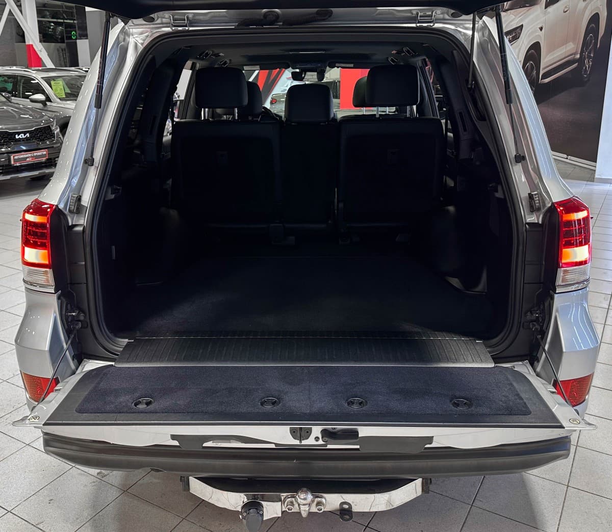 Toyota Land Cruiser 200 - фото 15