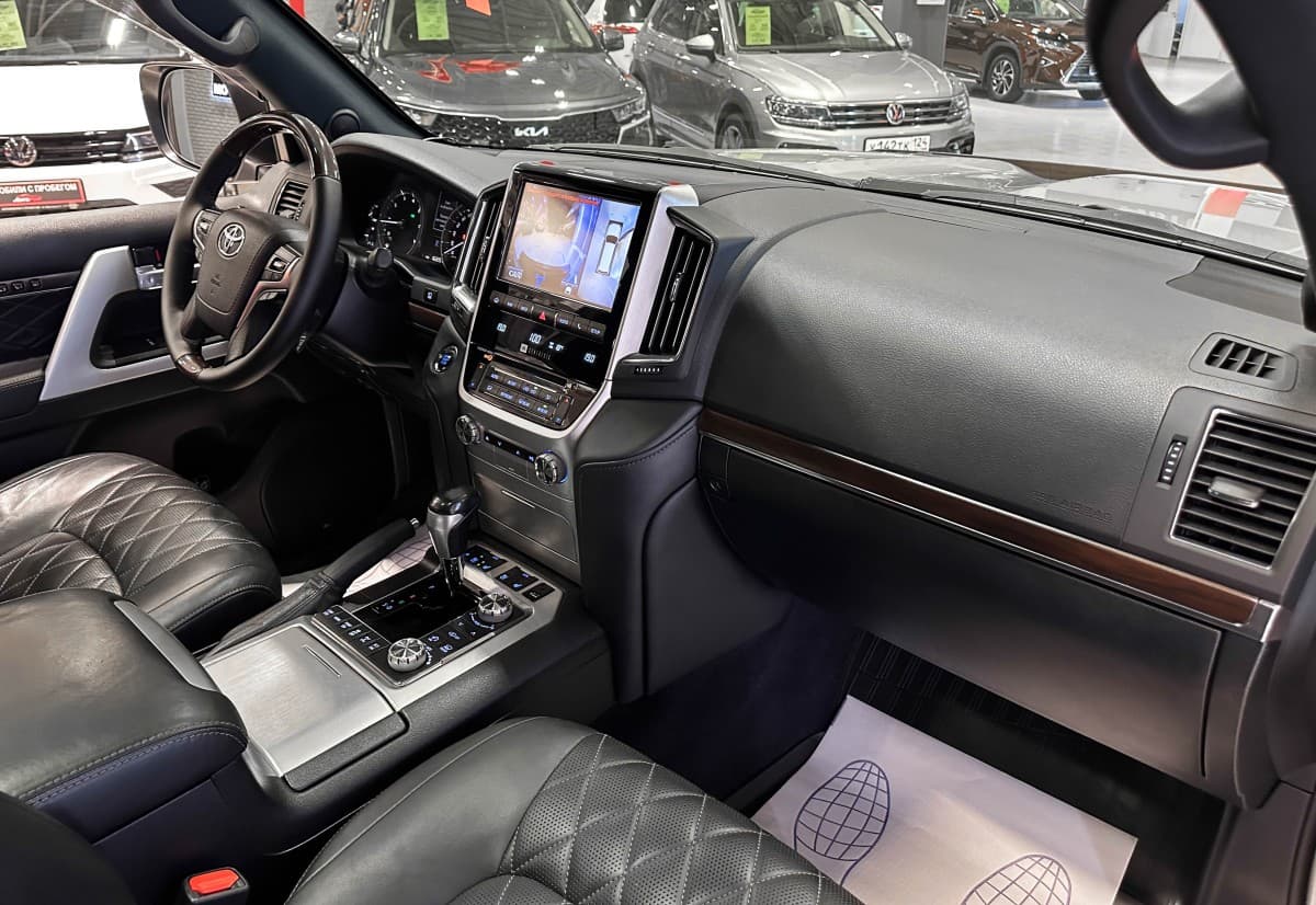 Toyota Land Cruiser 200 - фото 19