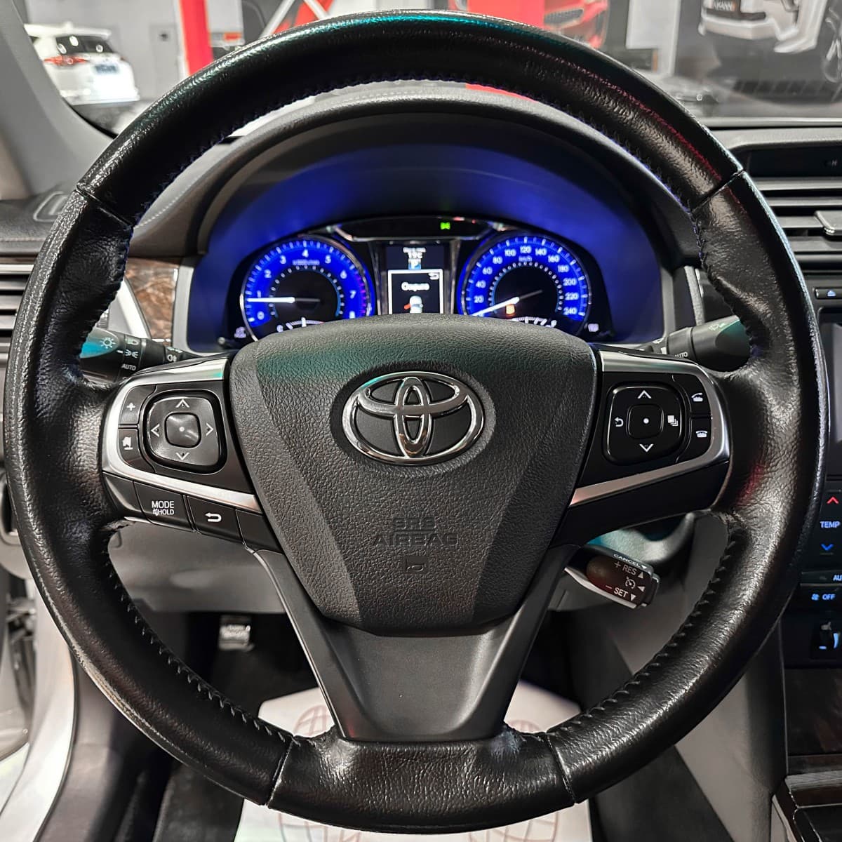 Toyota Camry - фото 26