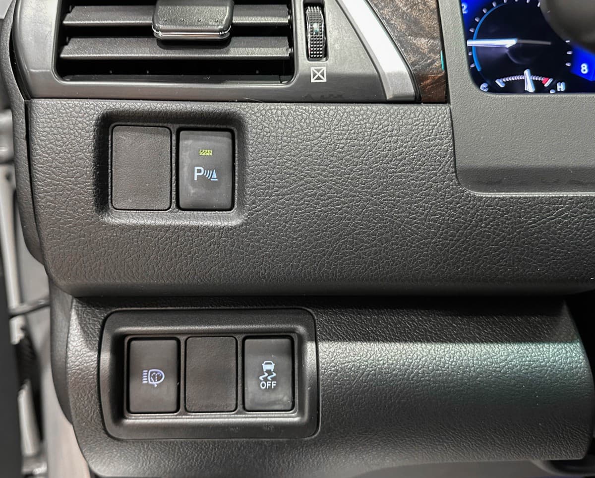 Toyota Camry - фото 18