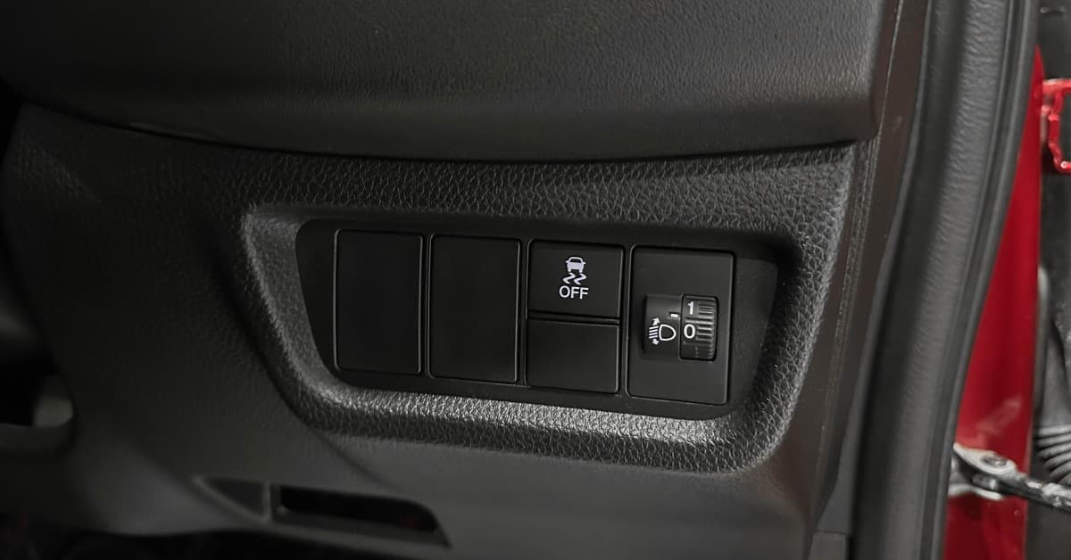 Honda WR-V - фото 18
