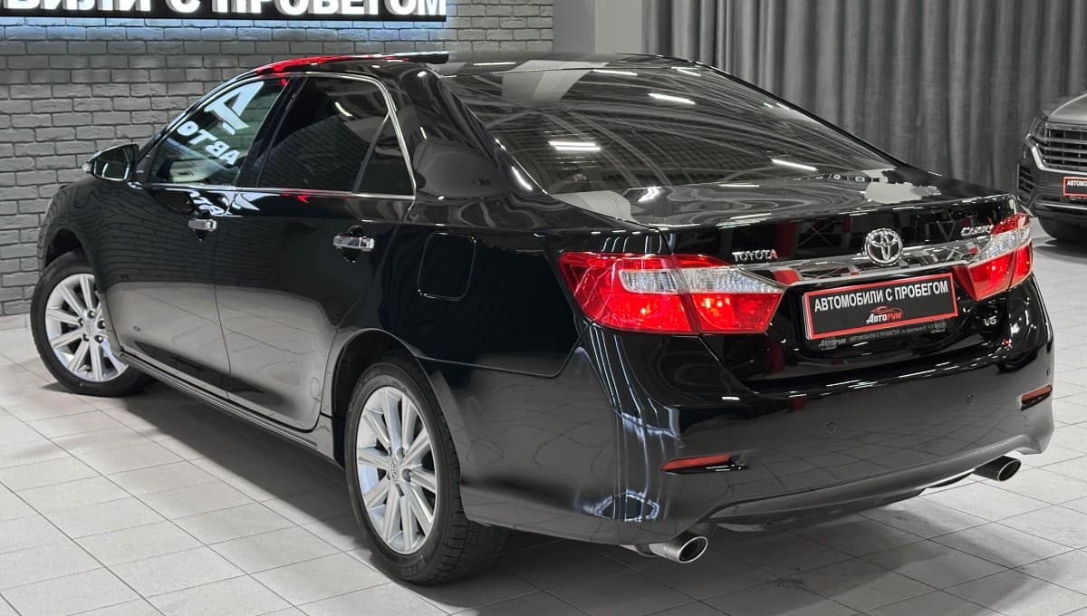 Toyota Camry - фото 9