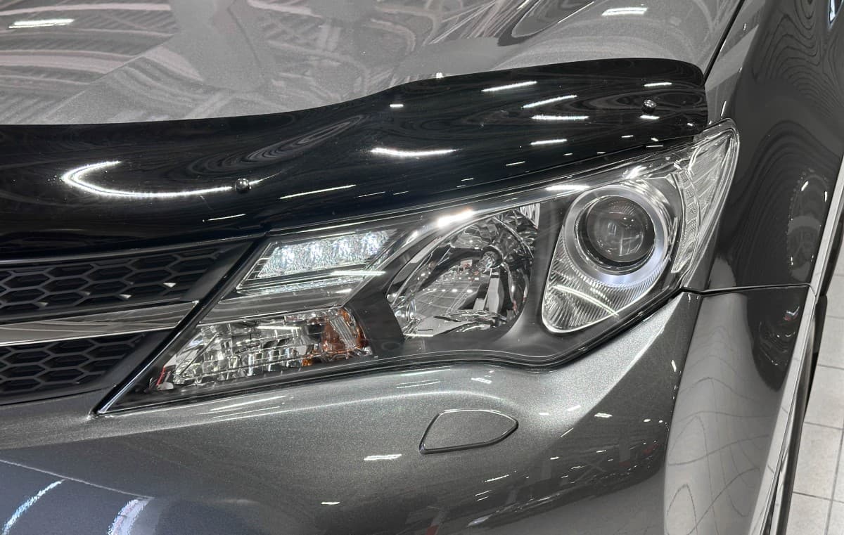 Toyota RAV4 - 4