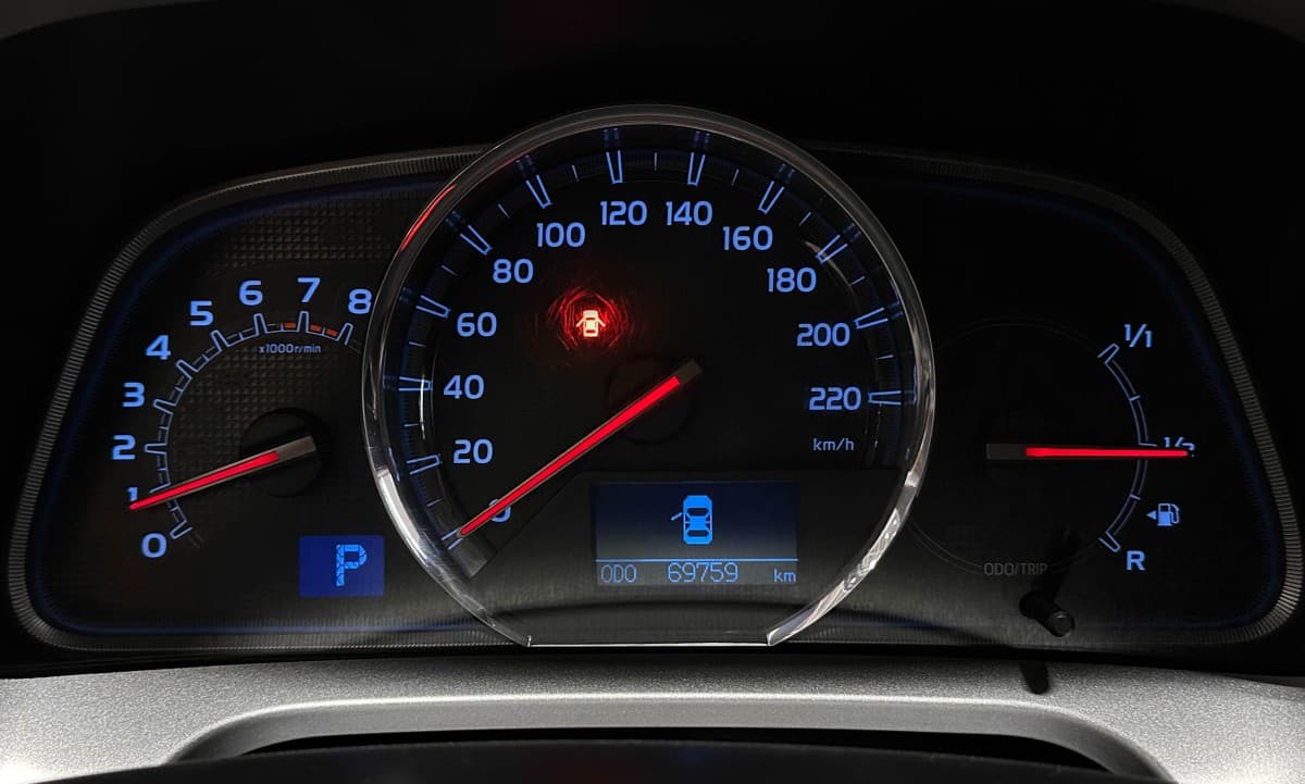 Toyota RAV4 - фото 19
