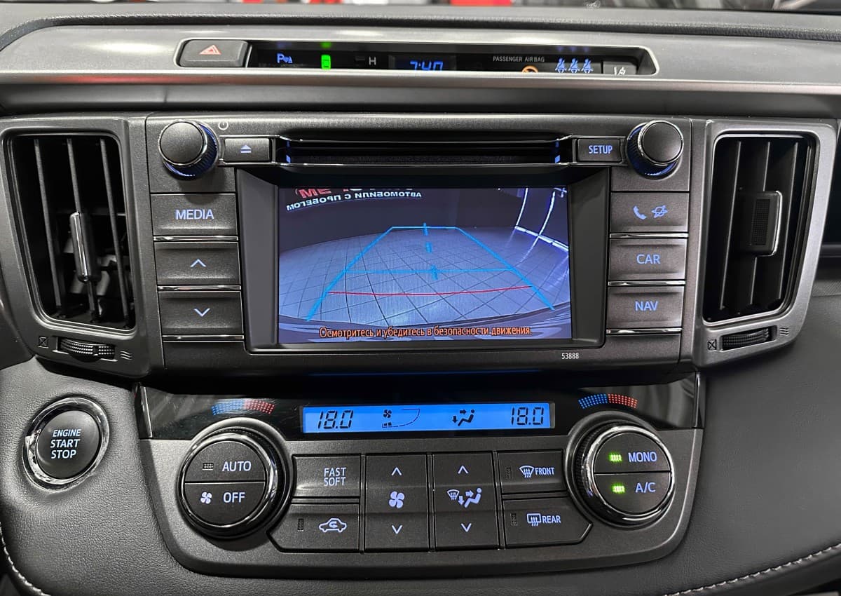 Toyota RAV4 - фото 24