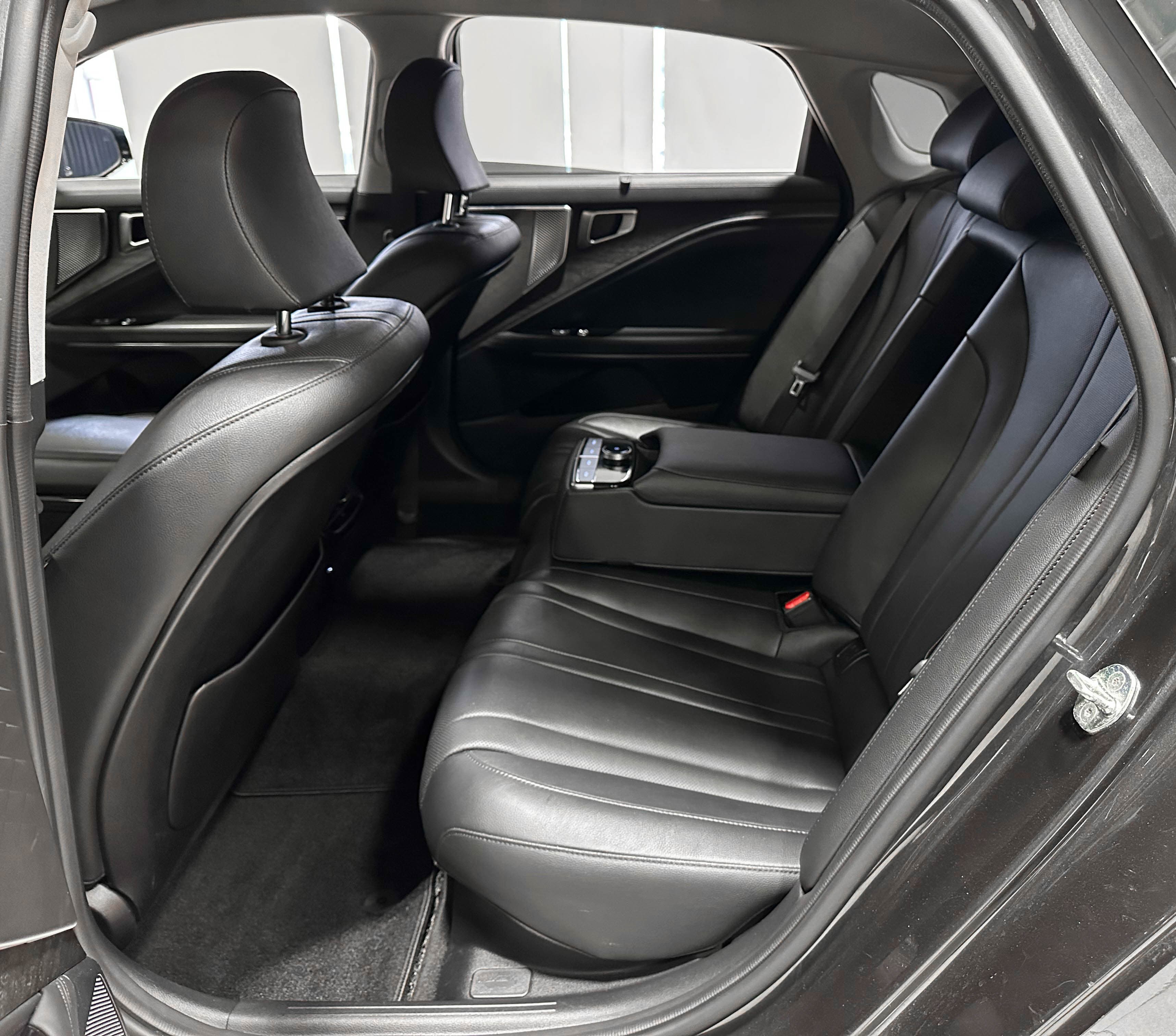 Kia K8 - фото 13