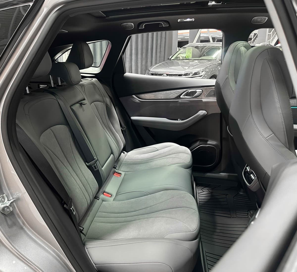 Geely Galaxy M7 - фото 16