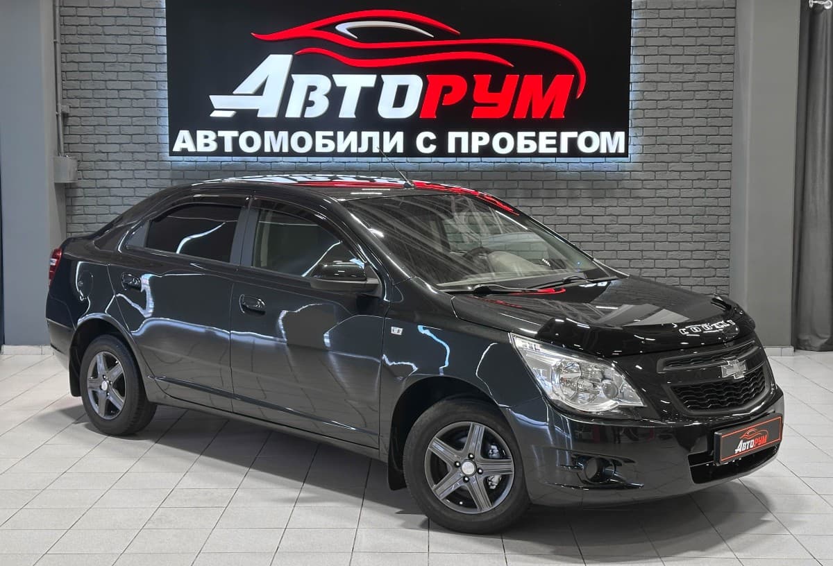 Chevrolet Cobalt - 1