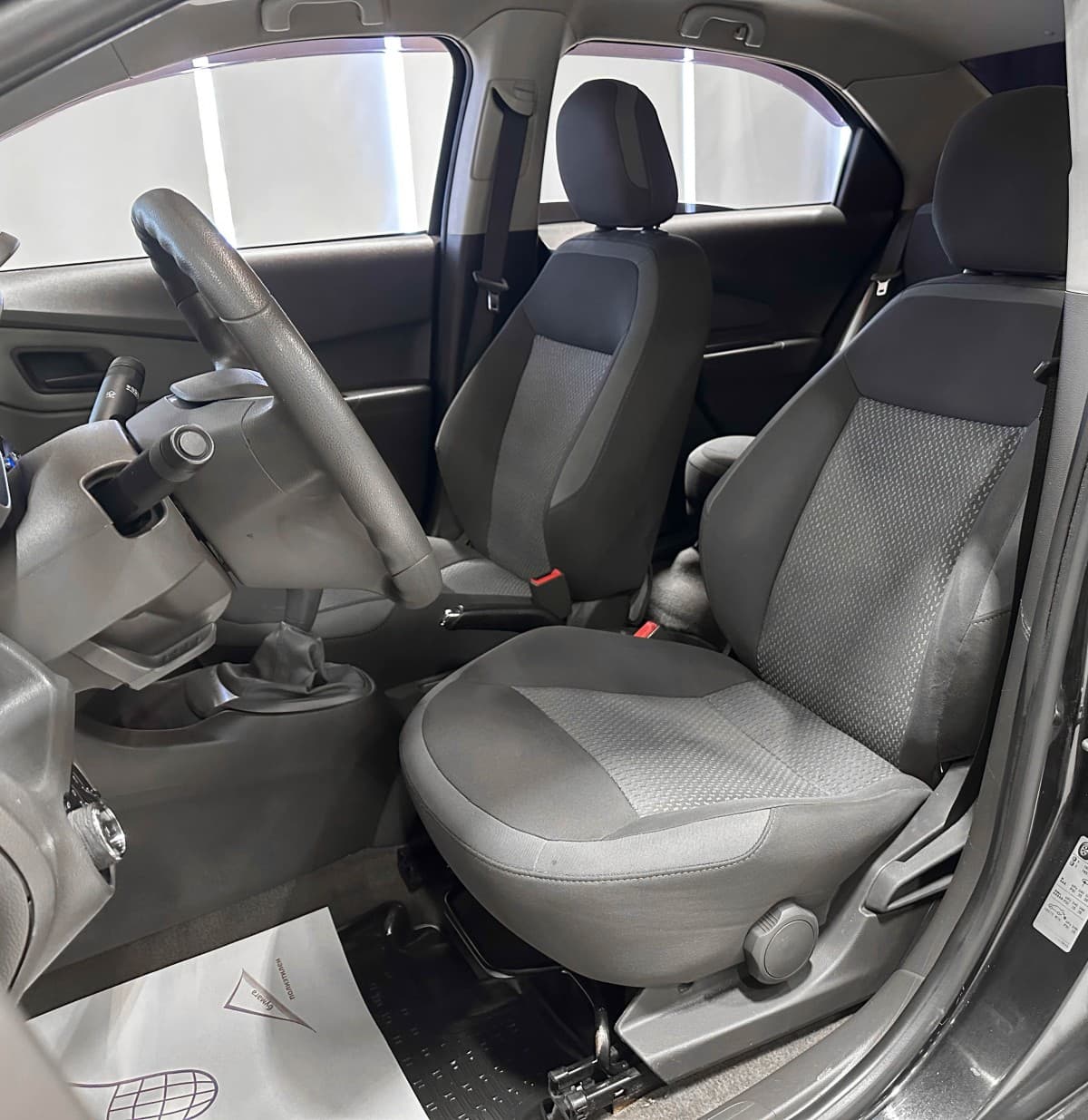 Chevrolet Cobalt - фото 11