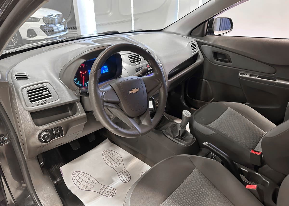 Chevrolet Cobalt - фото 10