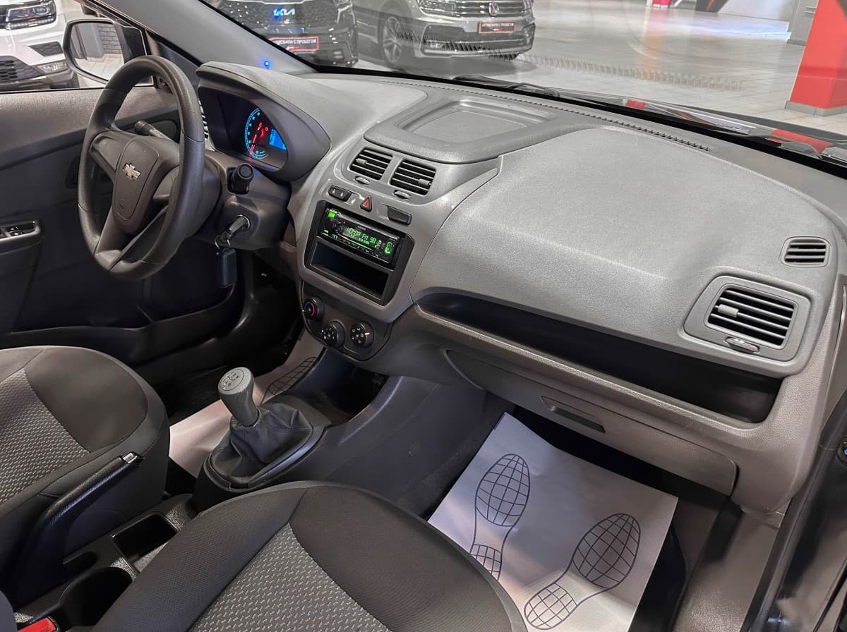 Chevrolet Cobalt - фото 15