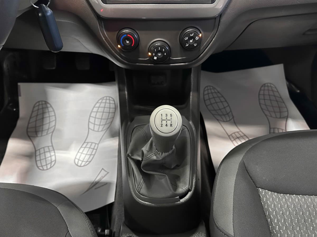 Chevrolet Cobalt - фото 20