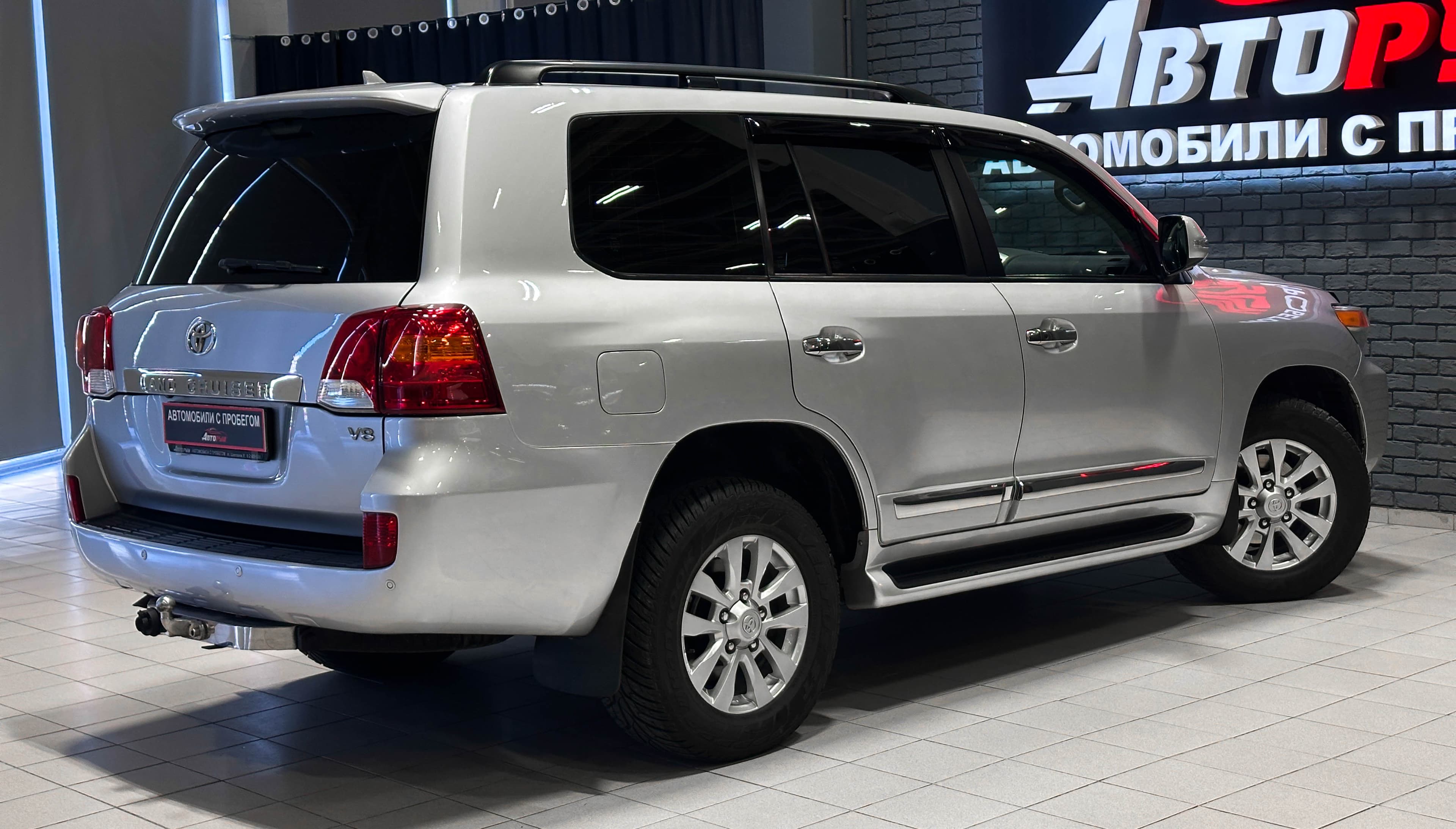 Toyota Land Cruiser - фото 6