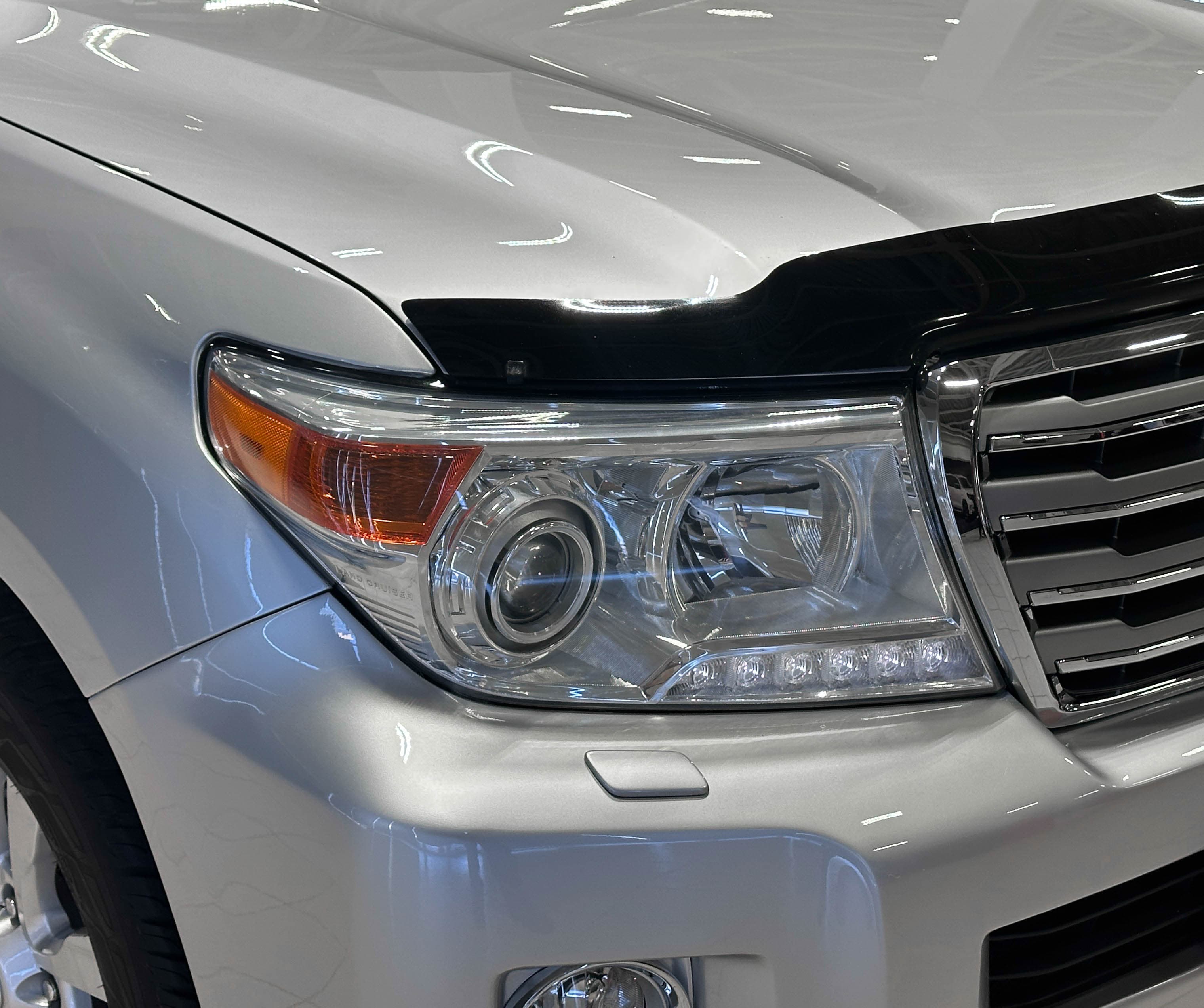 Toyota Land Cruiser - 4