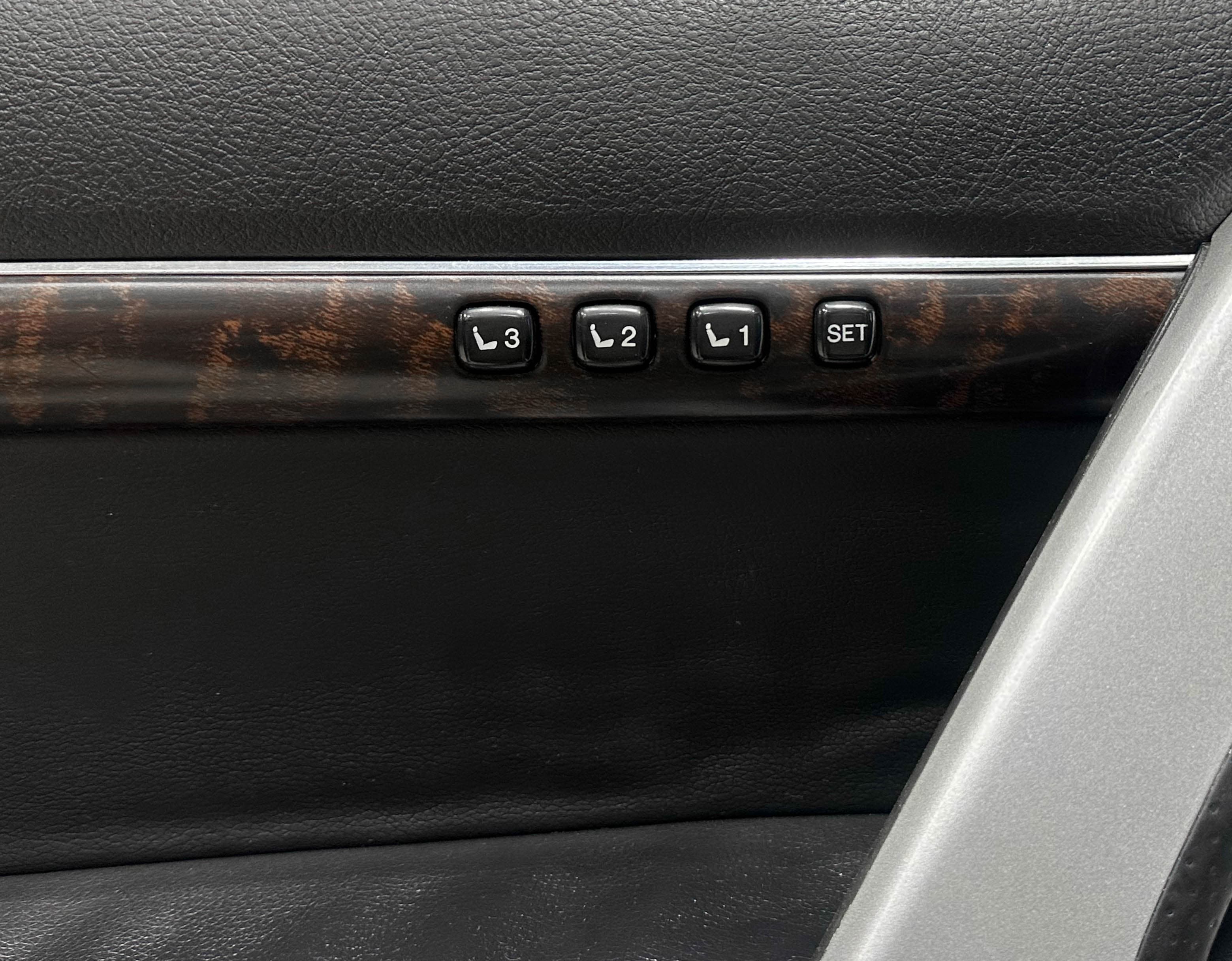 Toyota Land Cruiser - фото 16