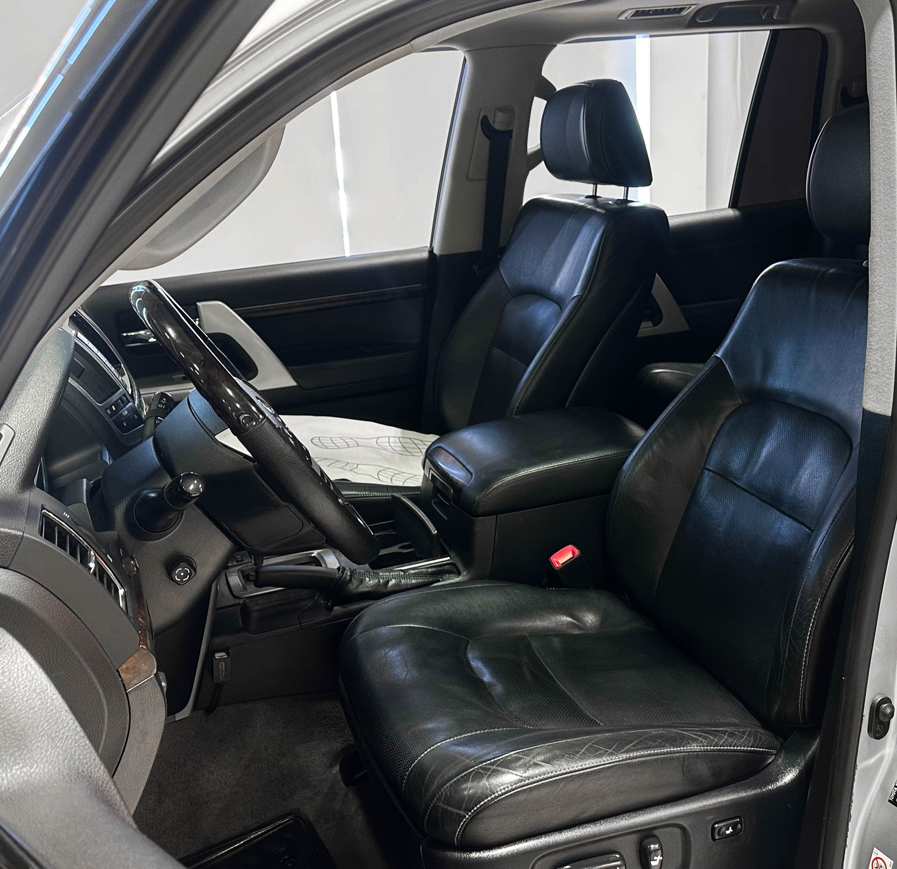 Toyota Land Cruiser - фото 10