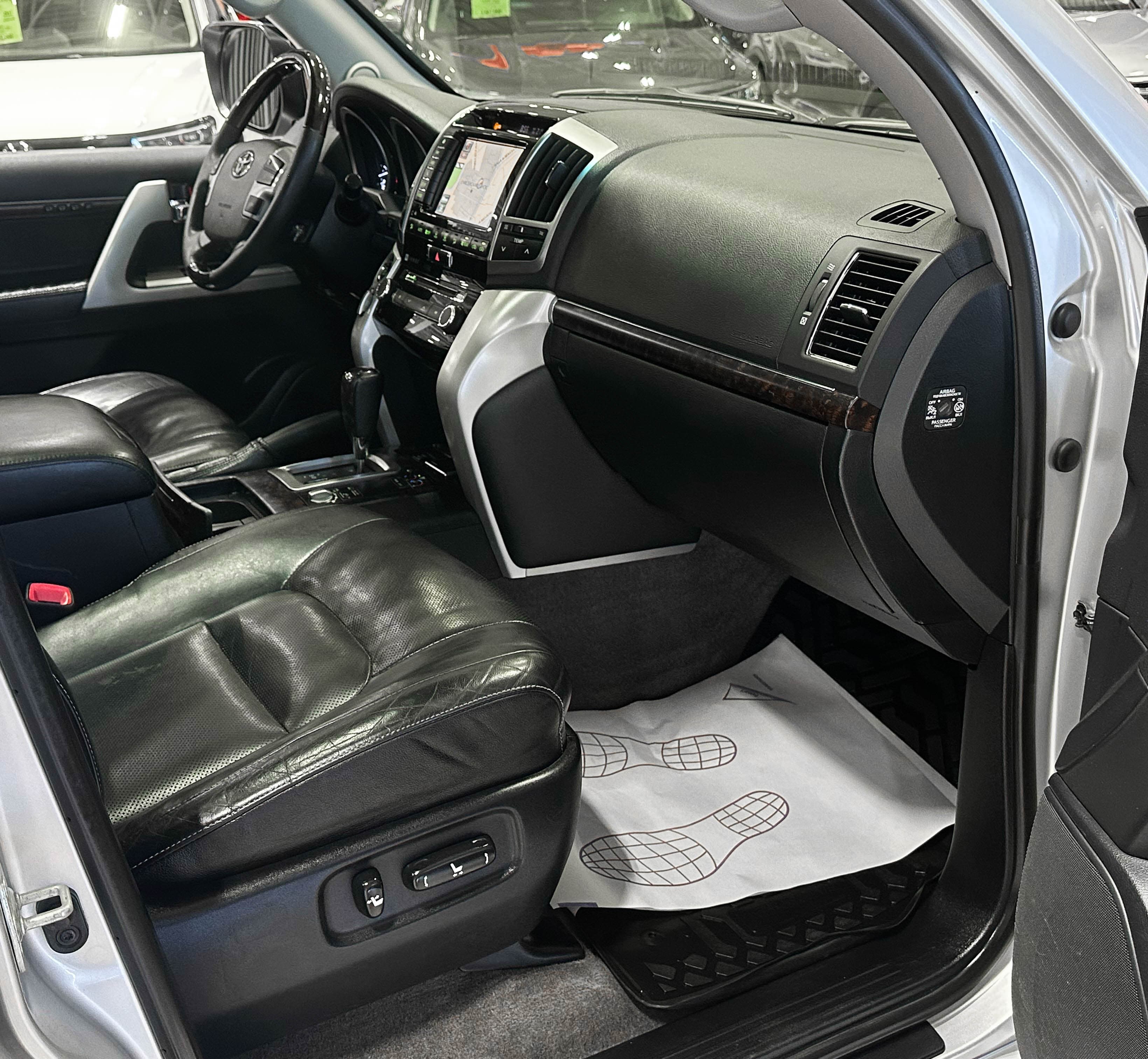 Toyota Land Cruiser - фото 15