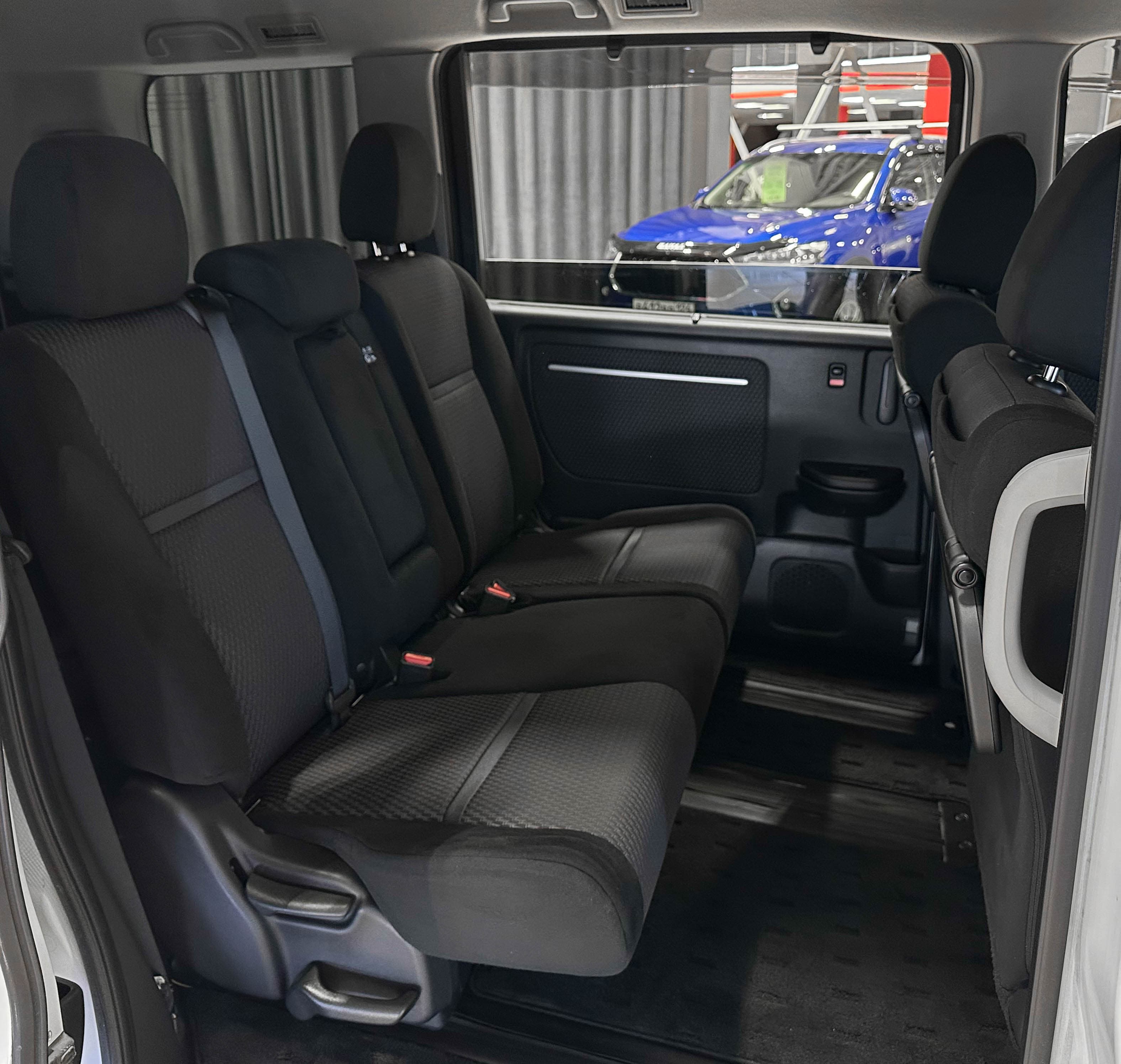 Honda Stepwgn SPADA - фото 15