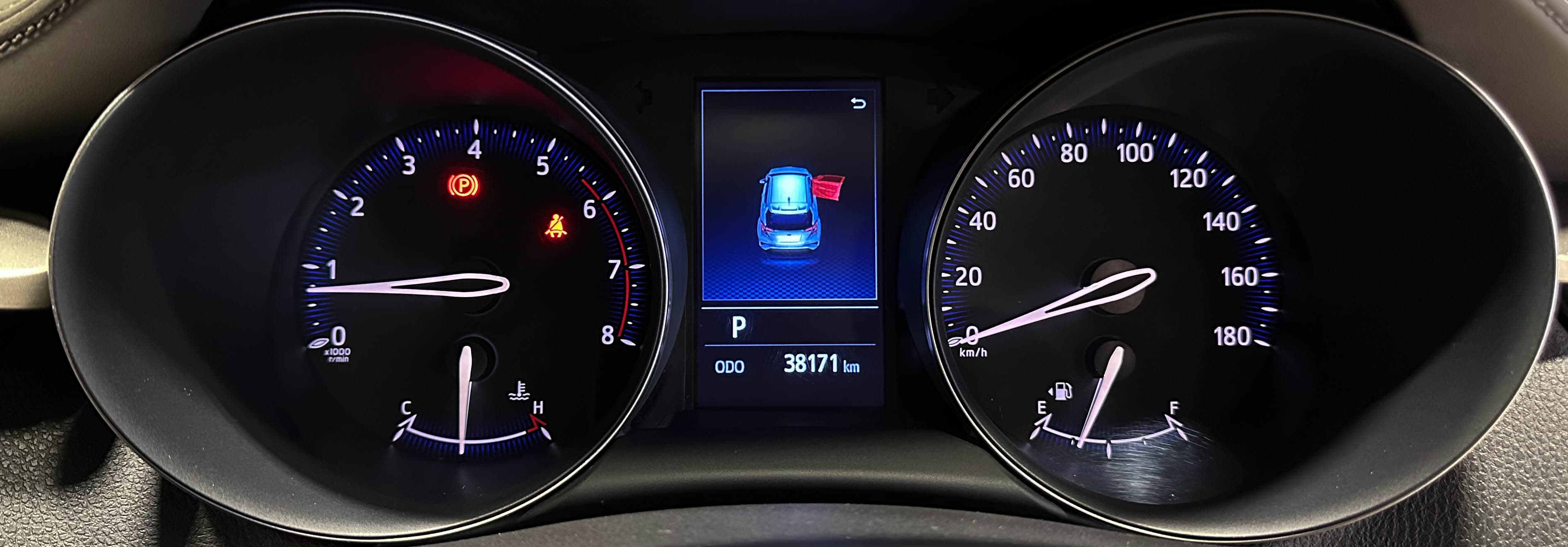Toyota C-HR - фото 20