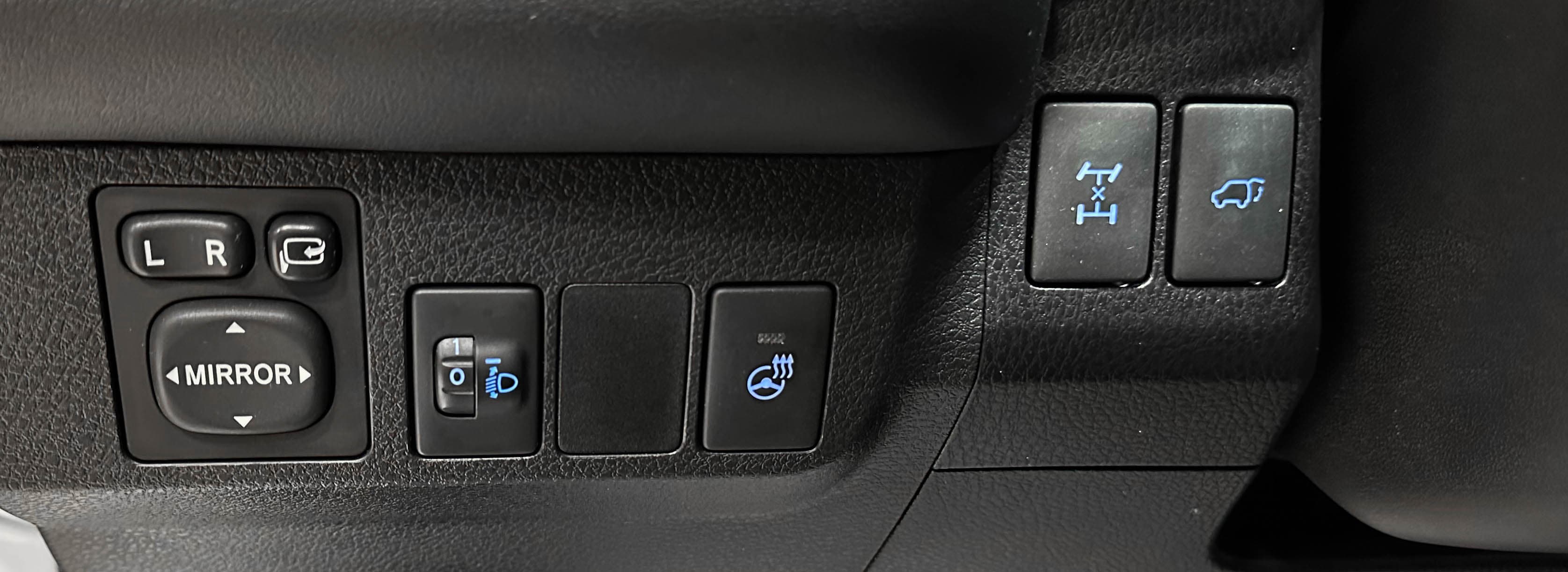 Toyota RAV4 - фото 18