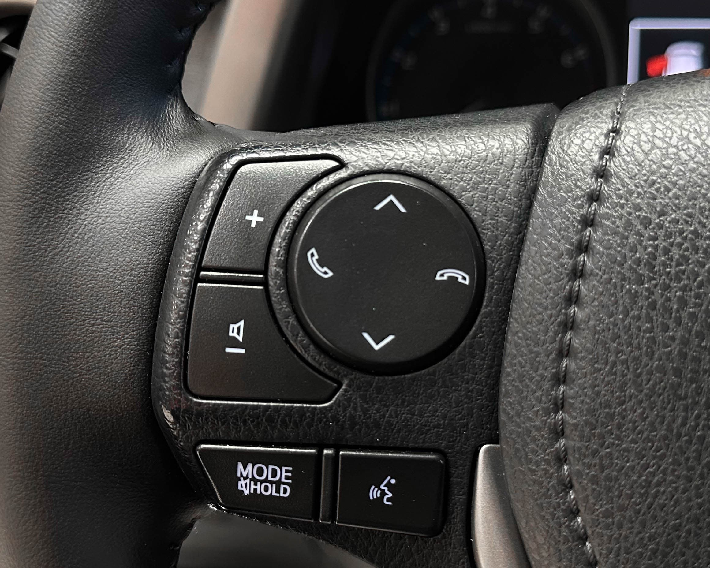 Toyota RAV4 - фото 19