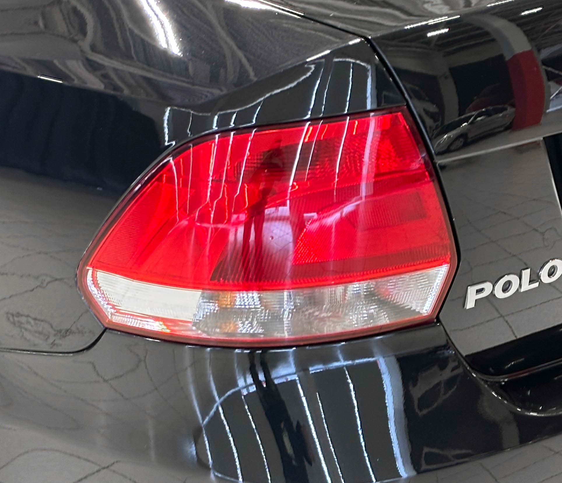 Volkswagen Polo - фото 8