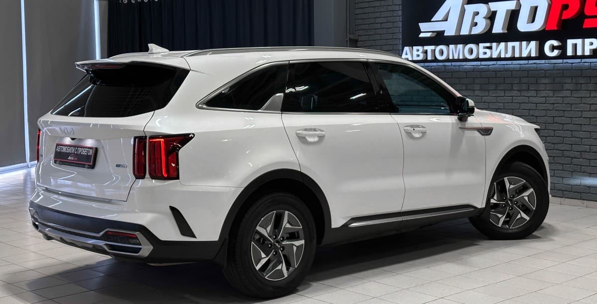 Kia Sorento - фото 6