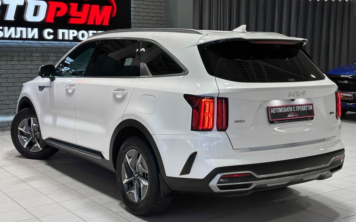 Kia Sorento - фото 9