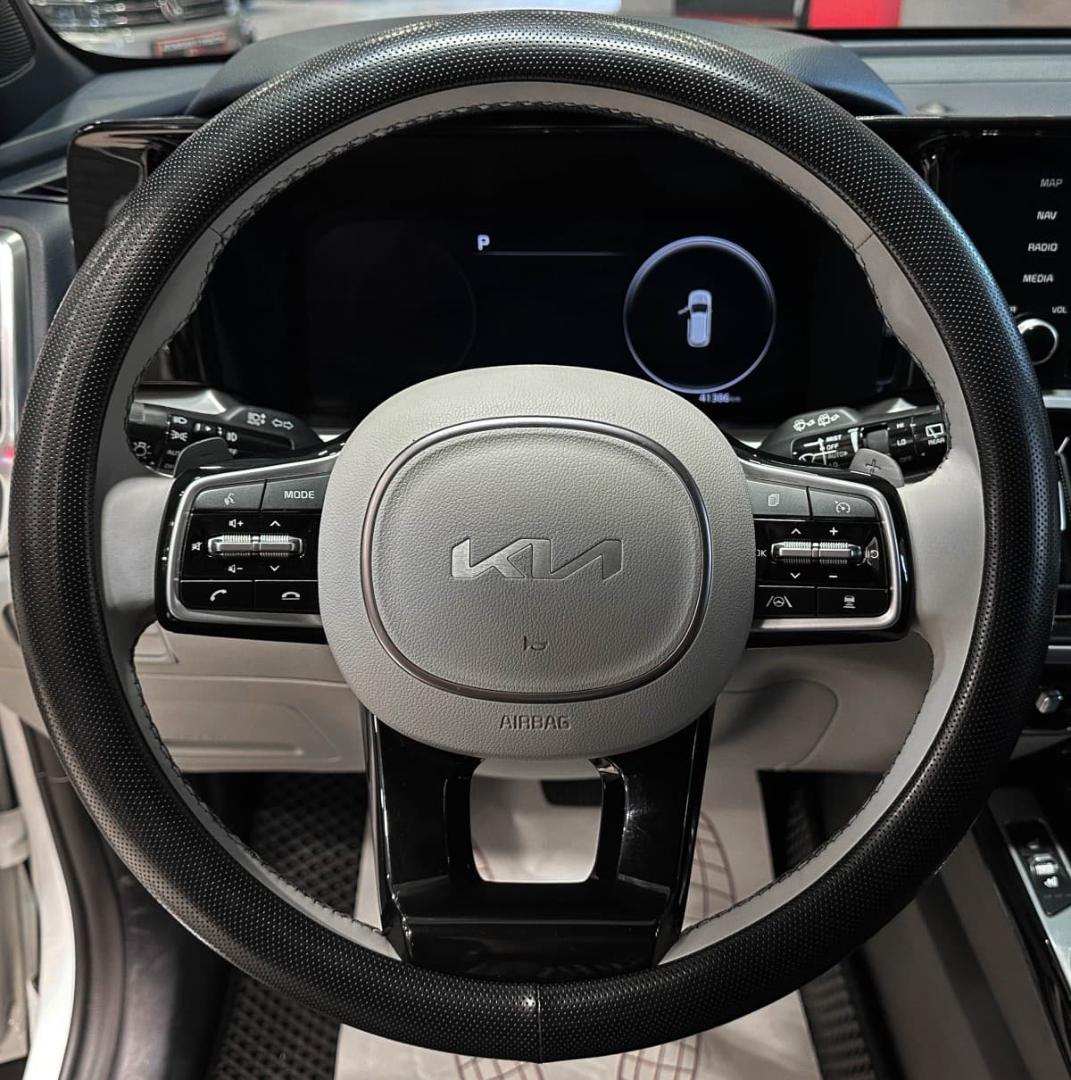 Kia Sorento - фото 36