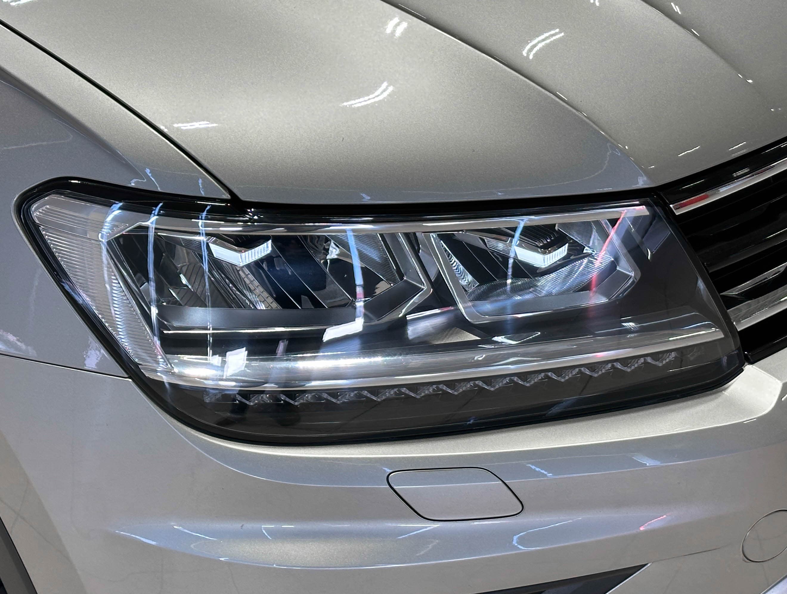 Volkswagen Tiguan - 3