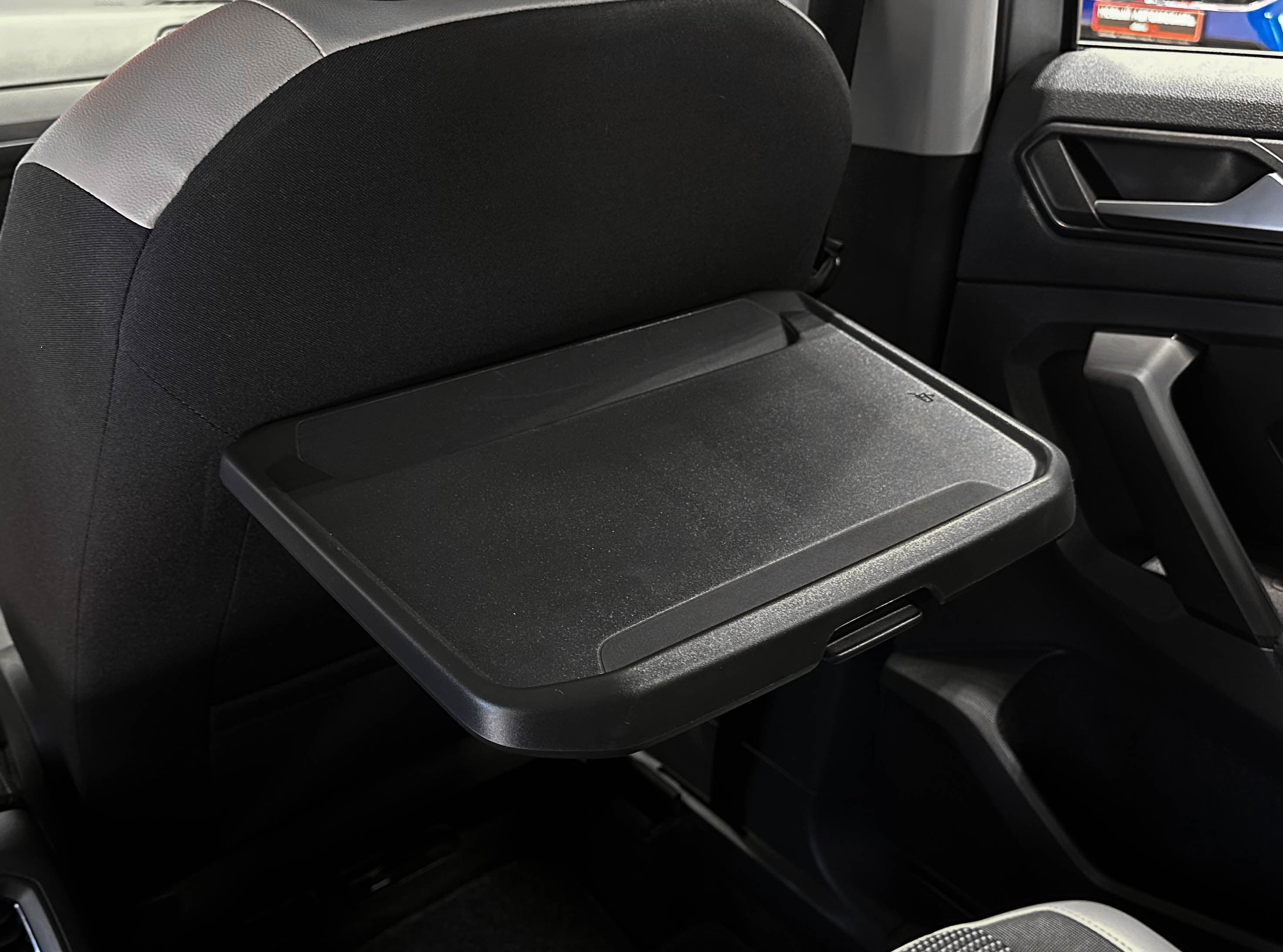 Volkswagen Tiguan - фото 25