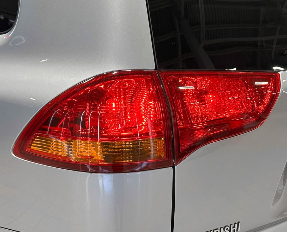 Mitsubishi Pajero Sport - фото 8