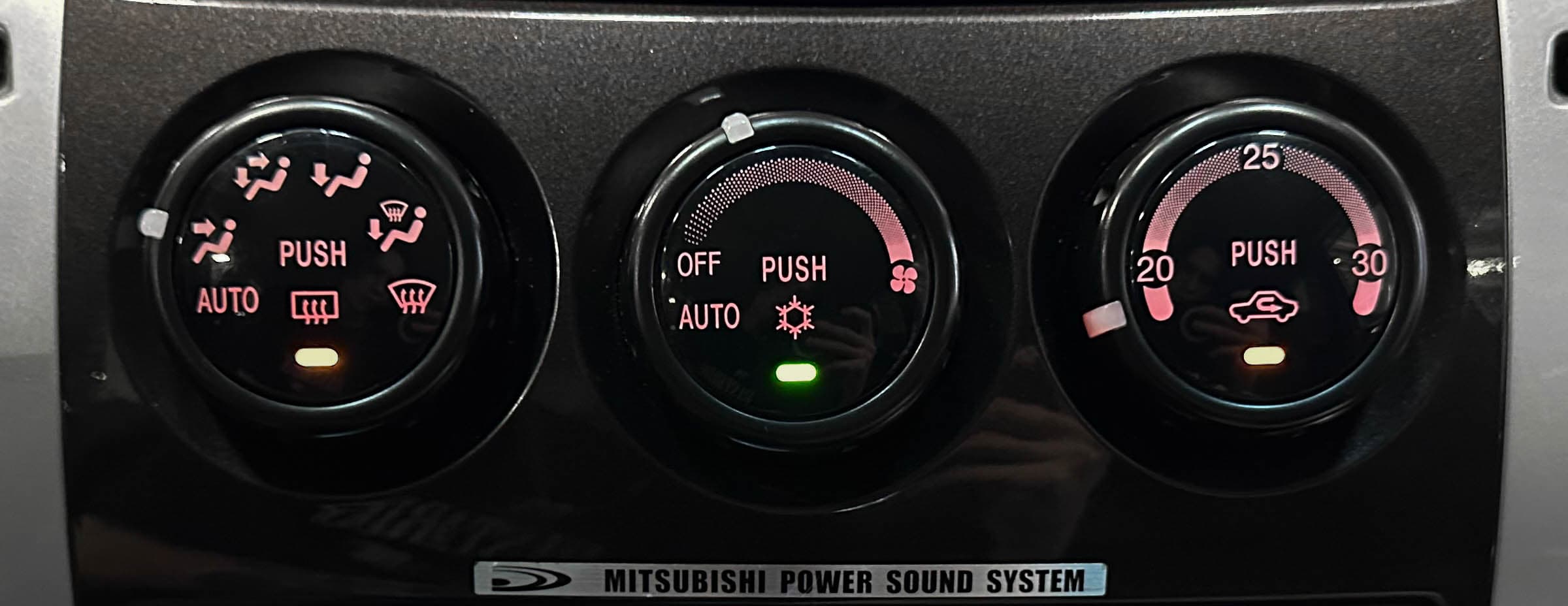 Mitsubishi Pajero Sport - фото 23
