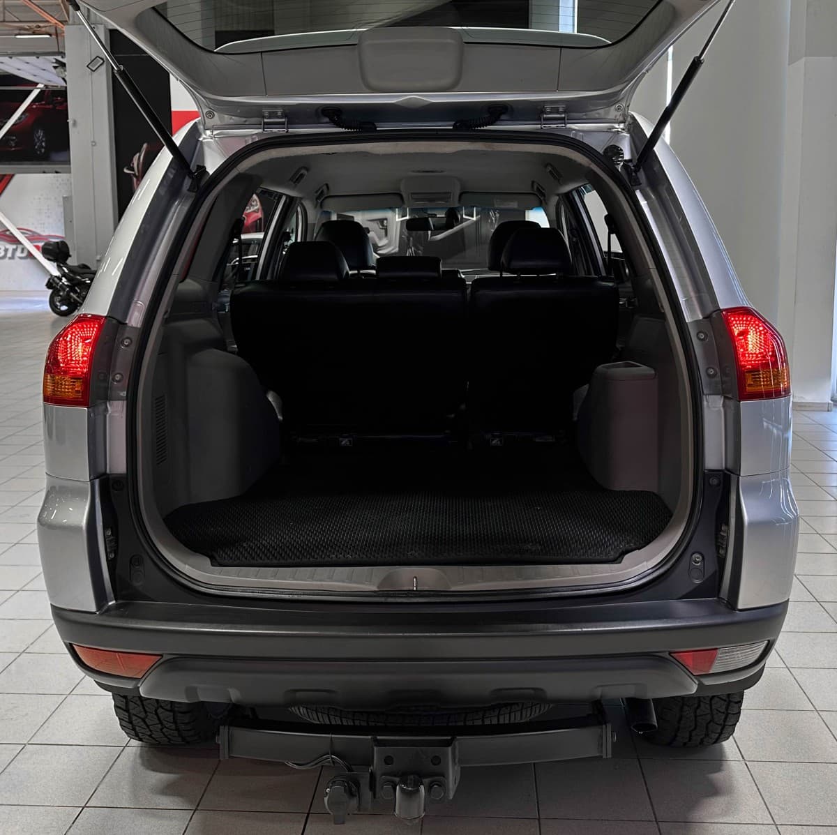 Mitsubishi Pajero Sport - фото 13