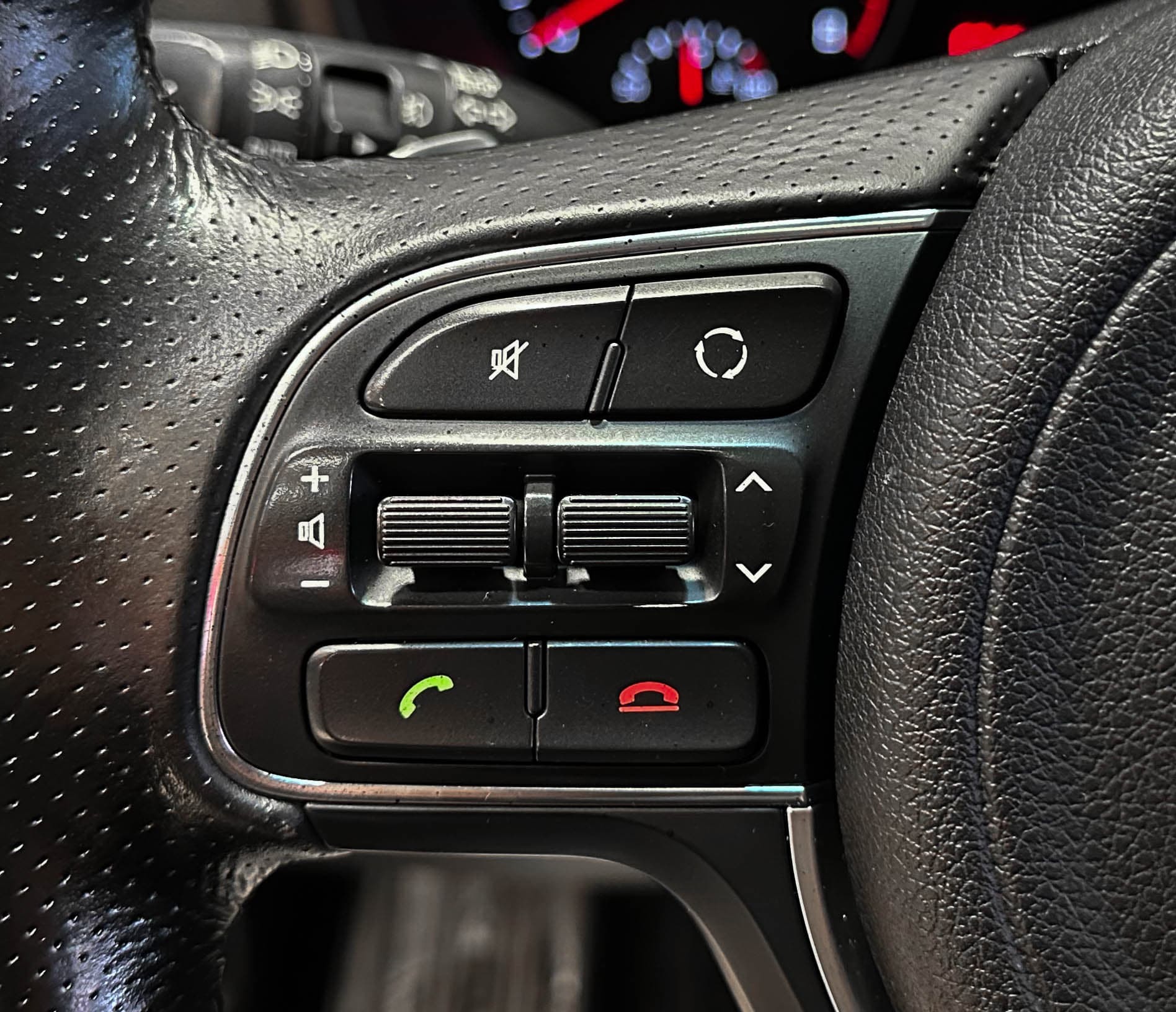 Kia SLS (Sportage, SL, SLS) - фото 19