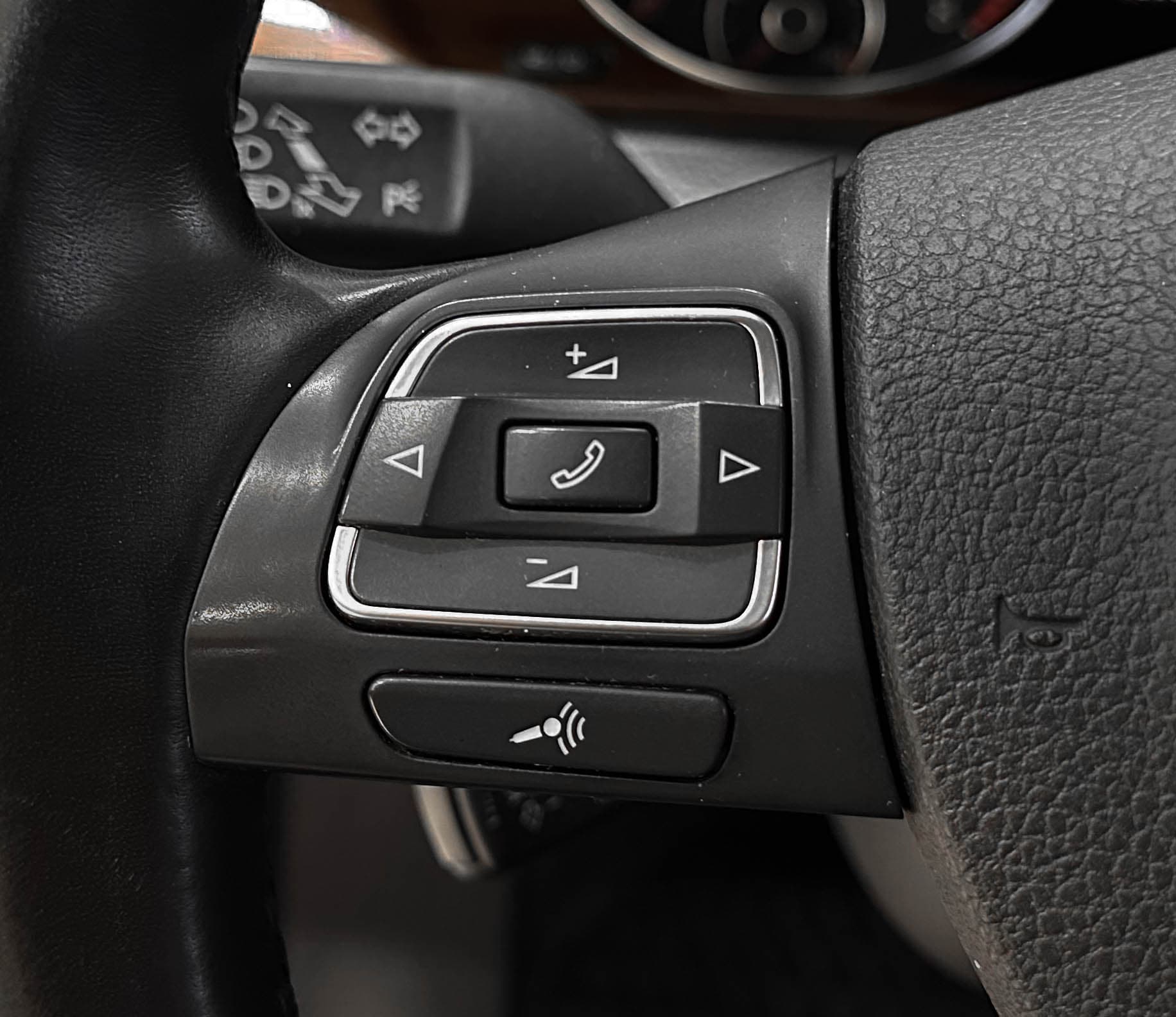 Volkswagen Passat - фото 19