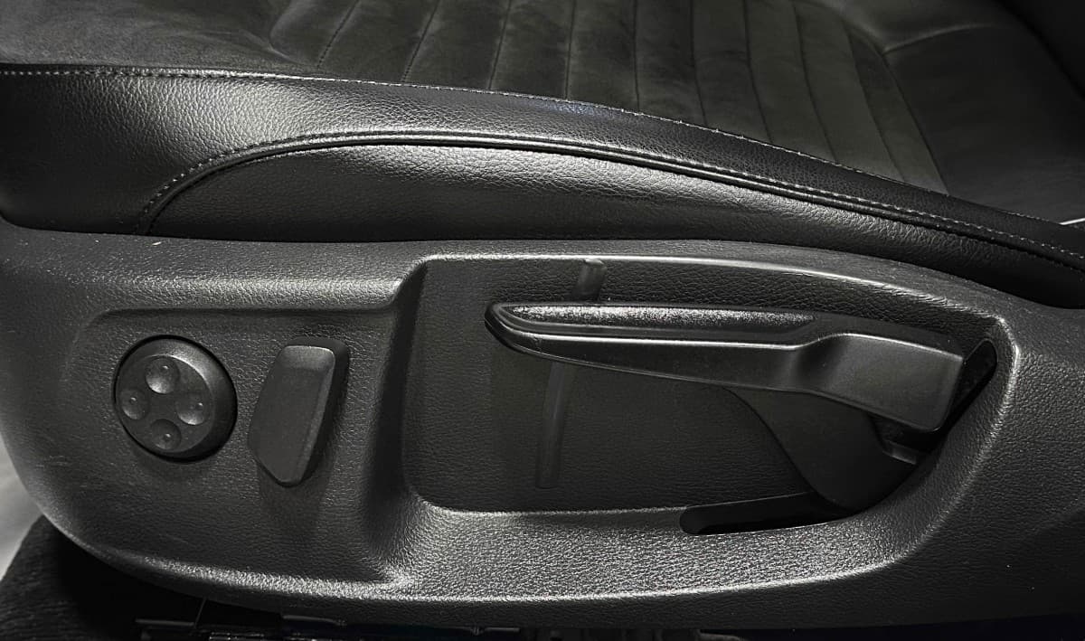 Volkswagen Passat - фото 25