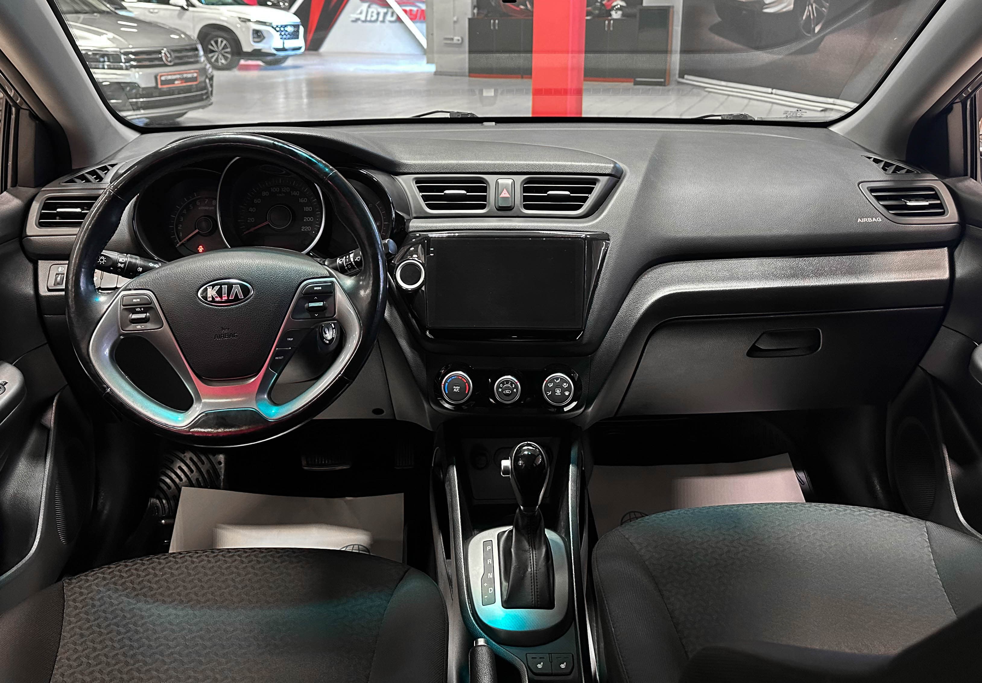 Kia Rio - фото 25