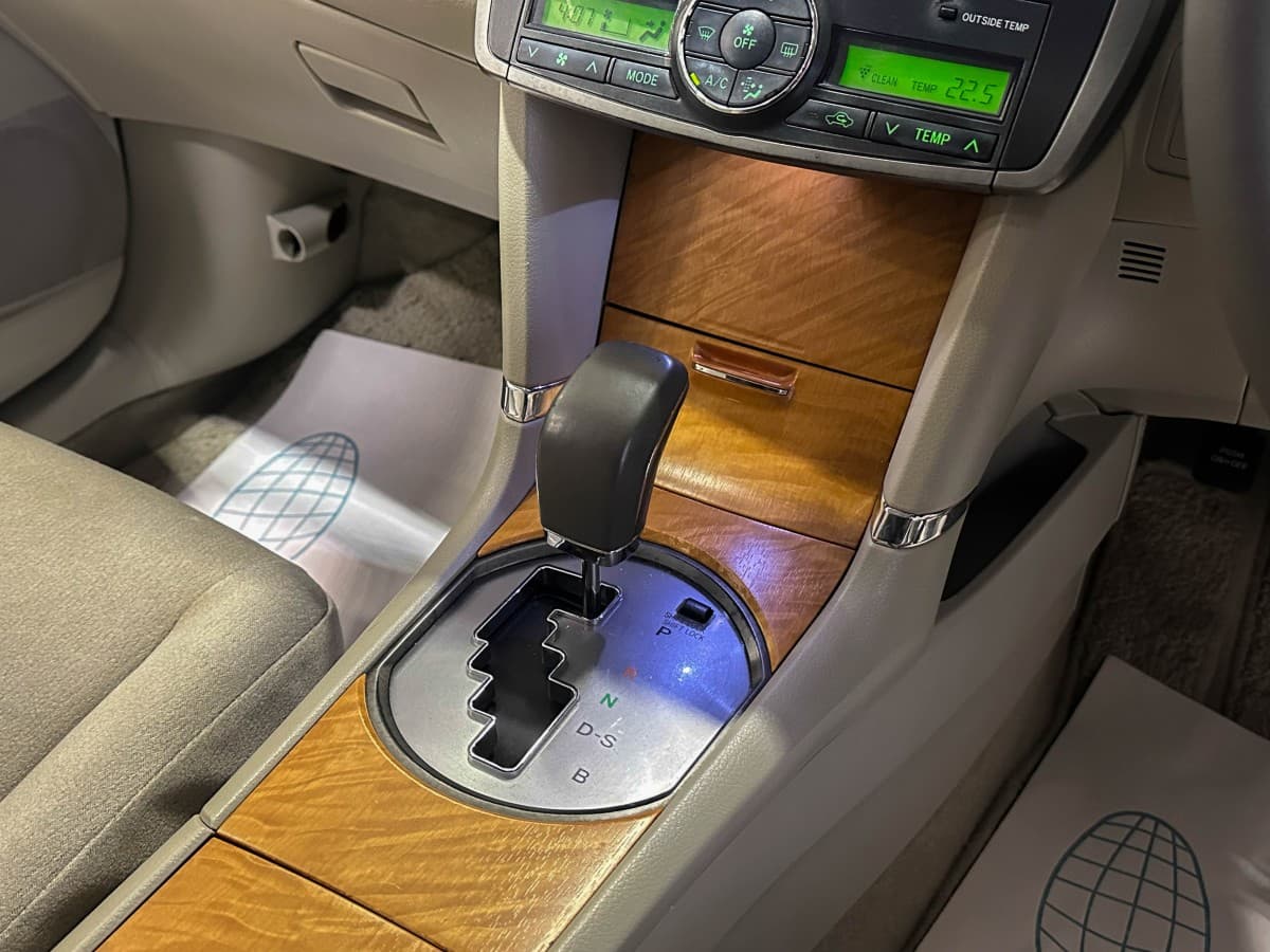 Toyota Premio - фото 21