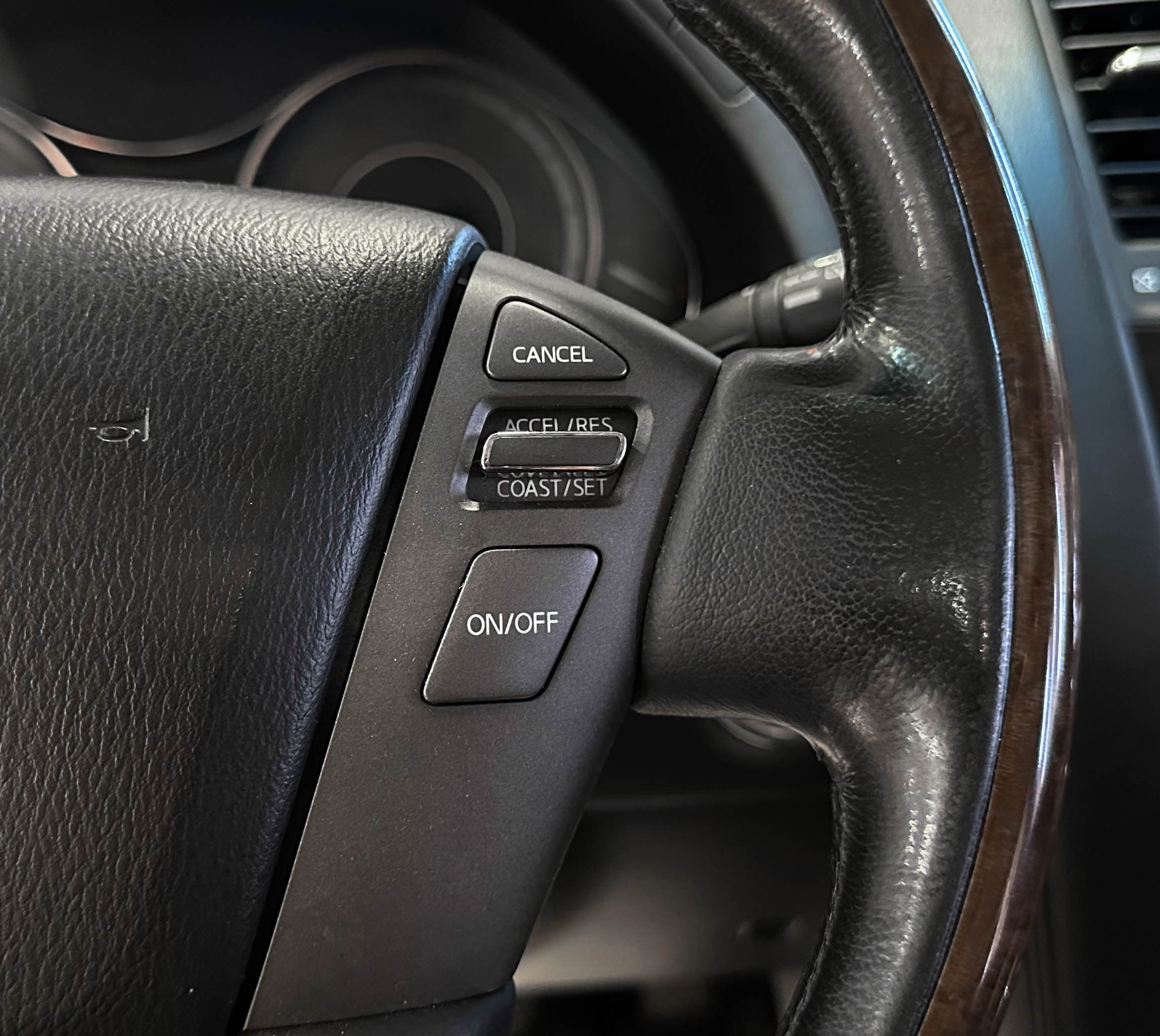 Infiniti QX80 - фото 20