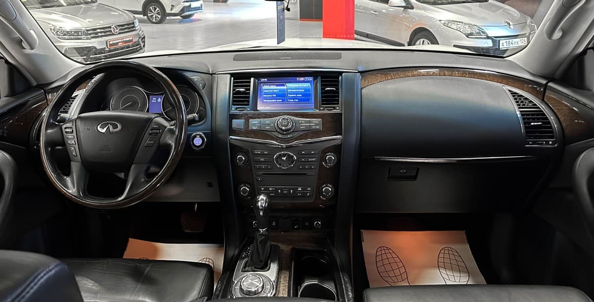 Infiniti QX80 - фото 34