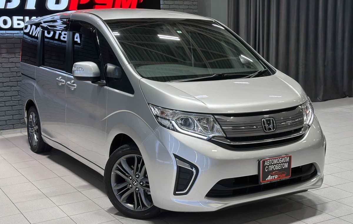 Honda Stepwgn - 5