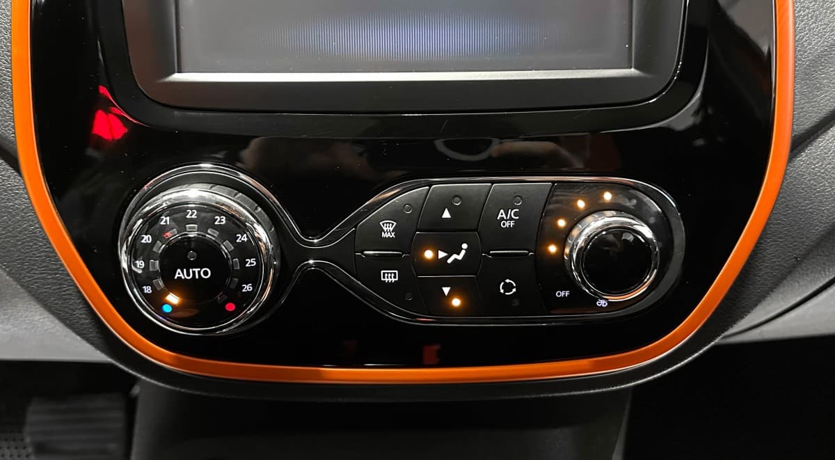 Renault Kaptur - фото 21