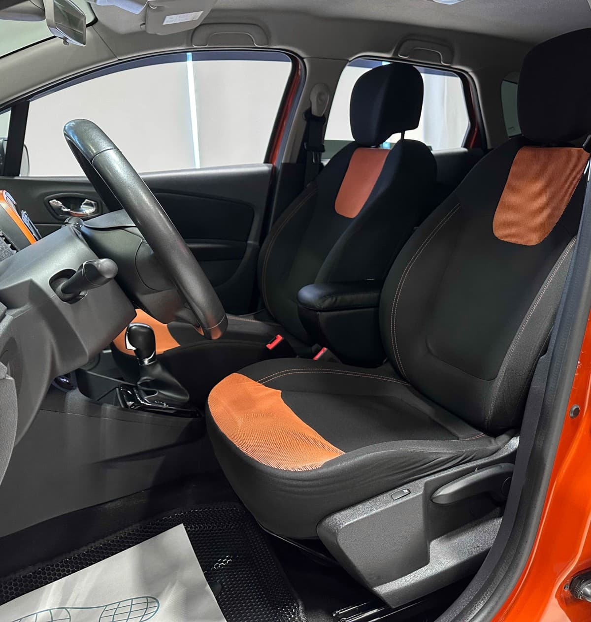 Renault Kaptur - фото 11