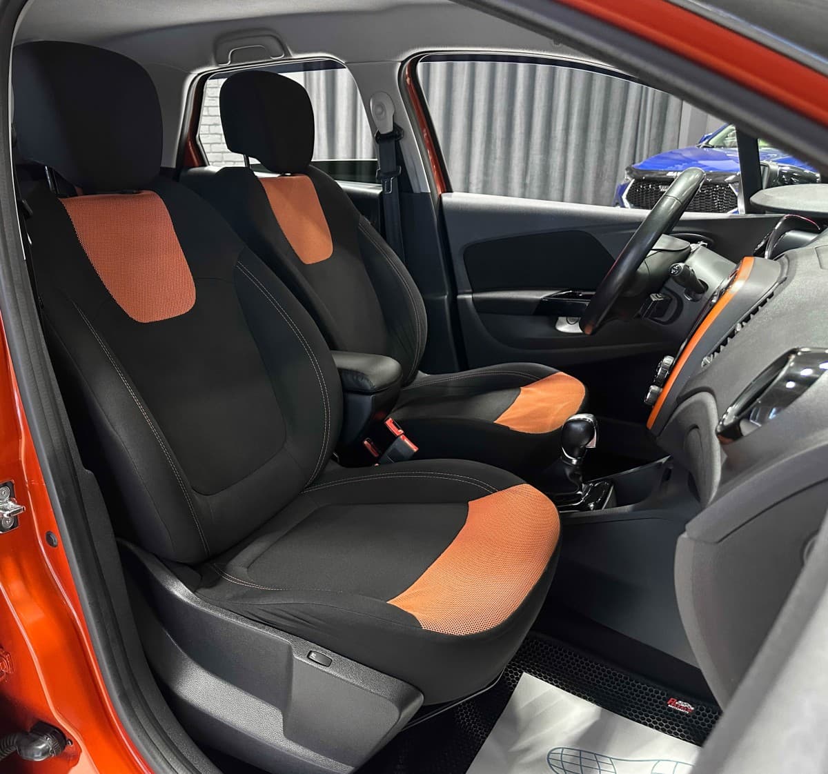 Renault Kaptur - фото 15